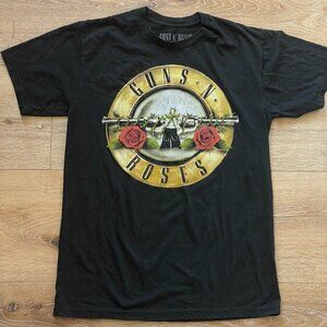 Guns & Roses logo t-shirt size S